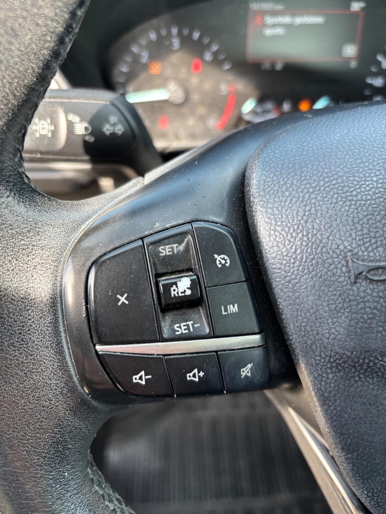 Ford Kuga 1.5 EcoBlue 120 CV 2WD Connect