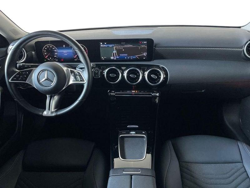 Mercedes-Benz Classe A A 180 d Automatic Progressive Advanced
