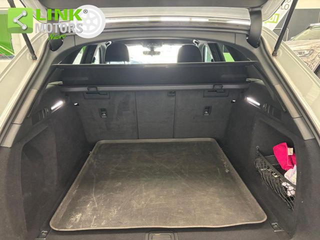 AUDI A4 Avant 40 TDI S tronic S line edition