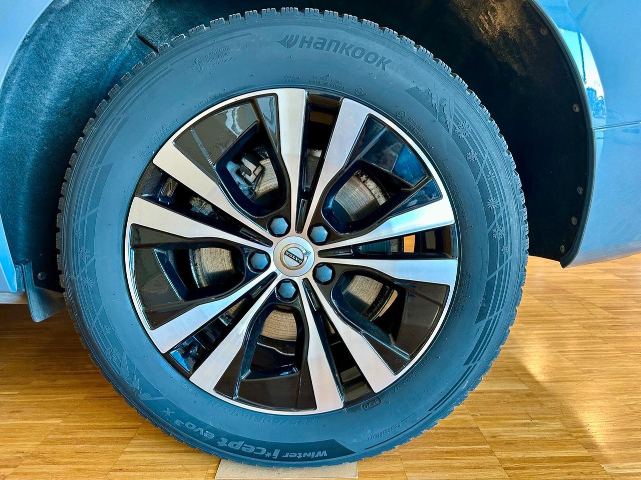 Volvo XC 60 XC60 B4 (d) AWD Geartronic Momentum Pro