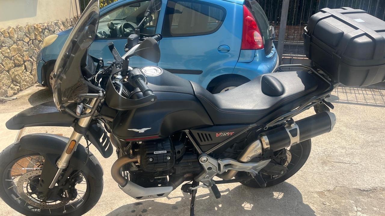Moto Guzzi V85 TT