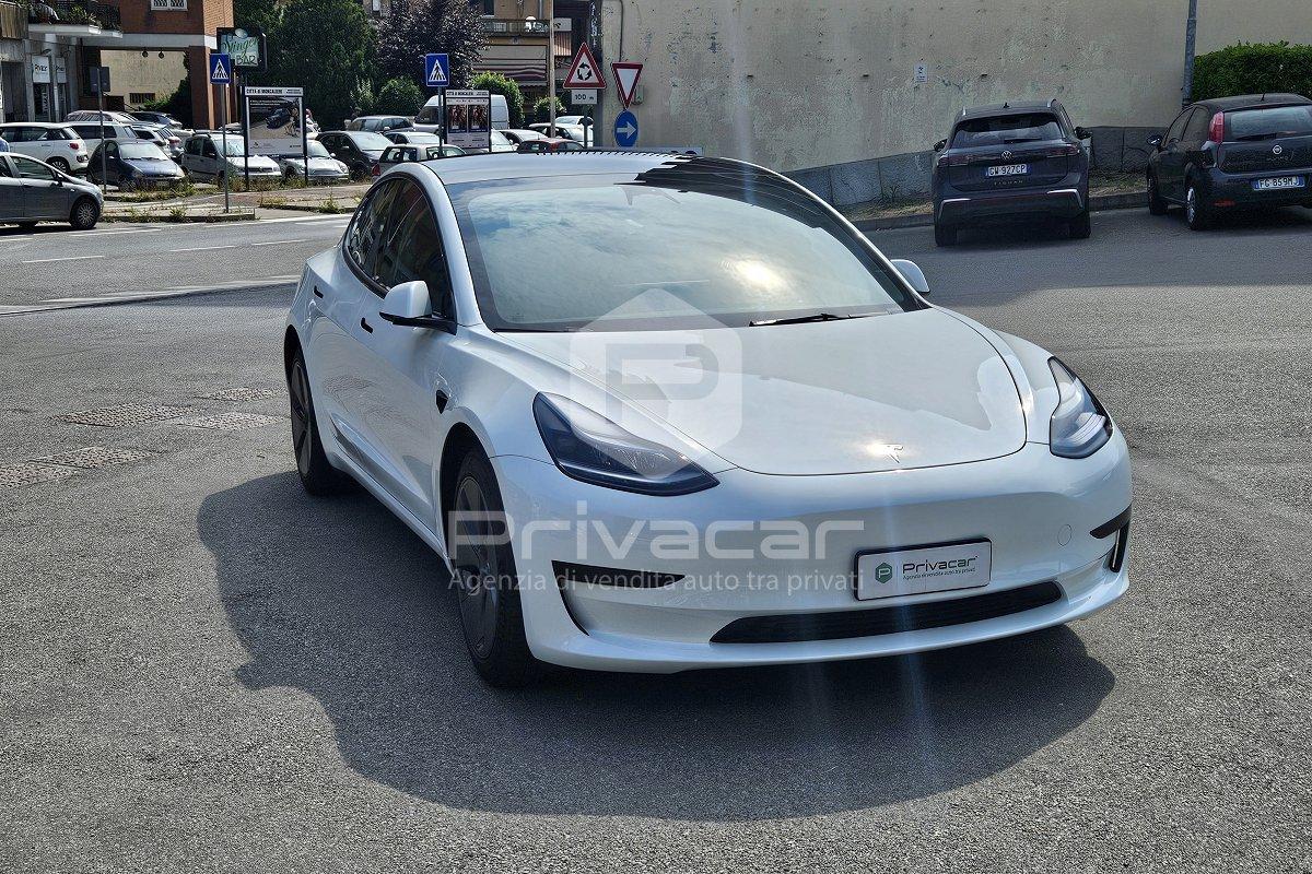 TESLA Model 3 RWD