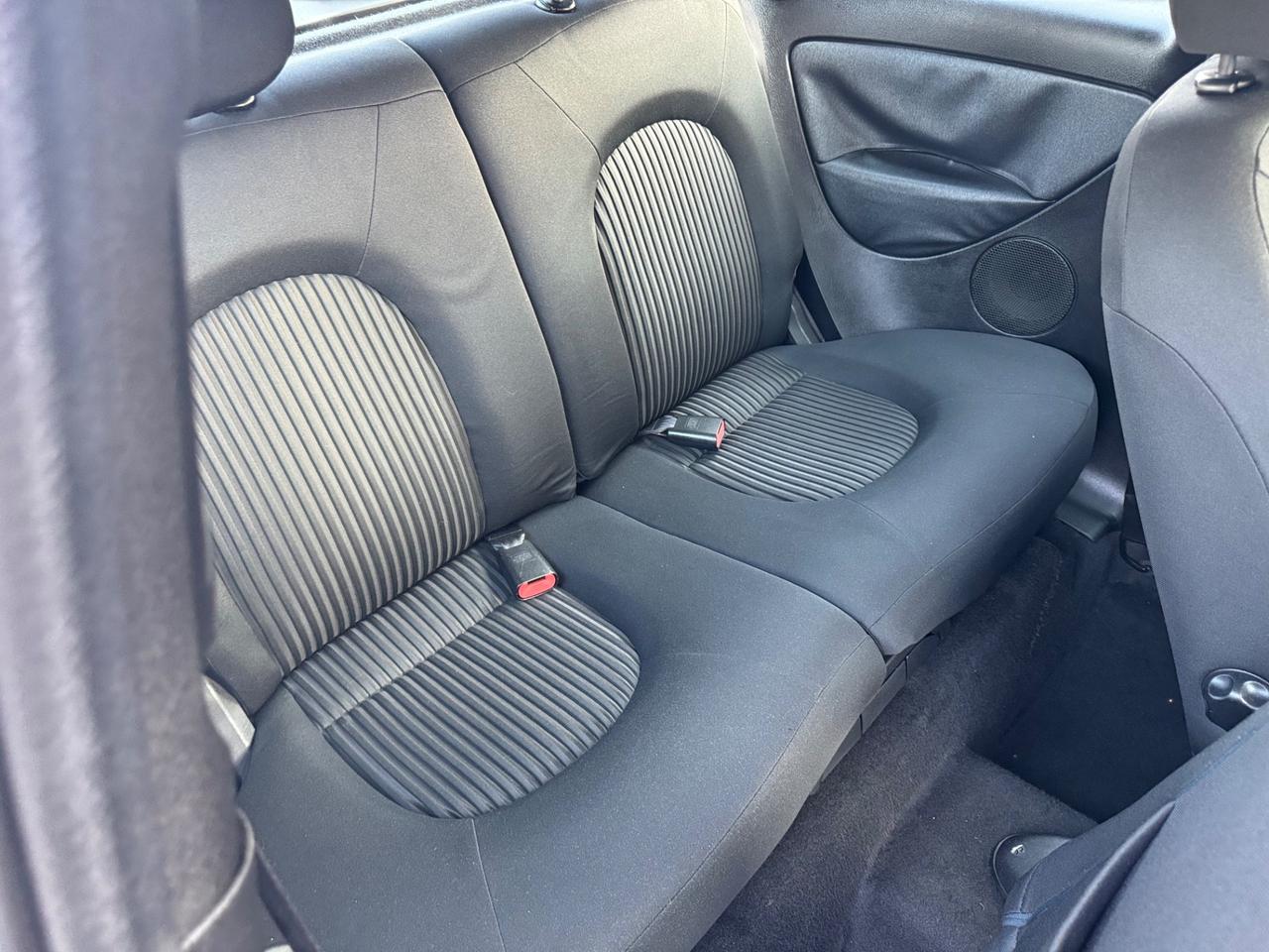 Lancia Ypsilon 1.2 benzina neopatentati