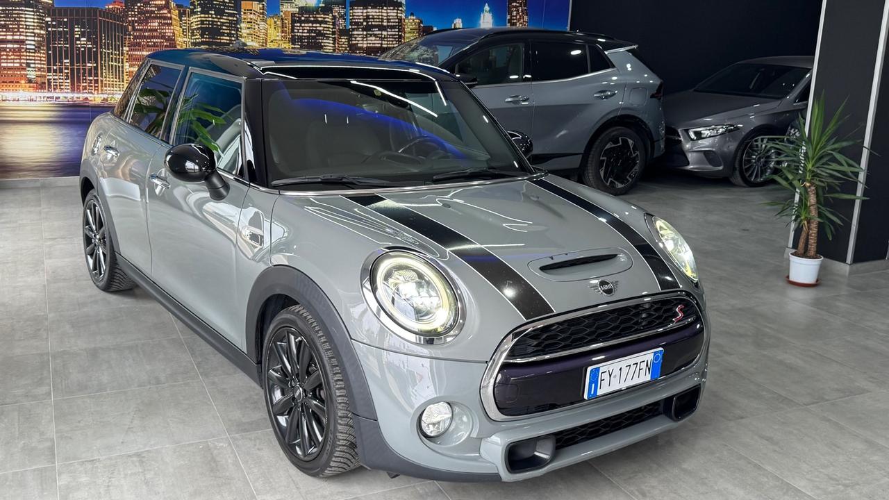 Mini 2.0 Cooper SD aut. Hype 5 porte-2019