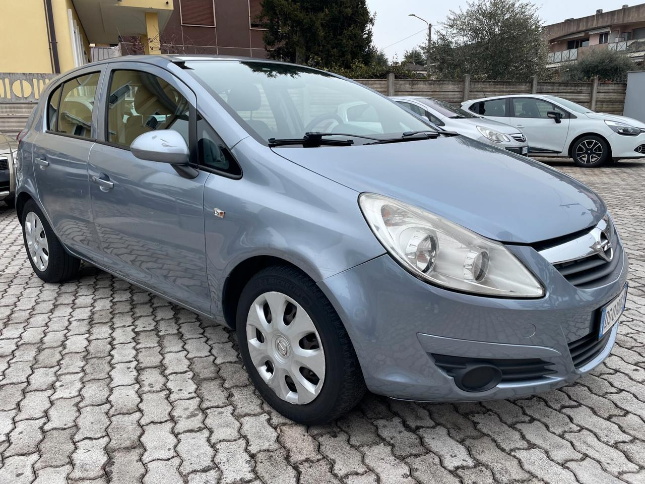 Opel Corsa 1.2 5 porte Cosmo