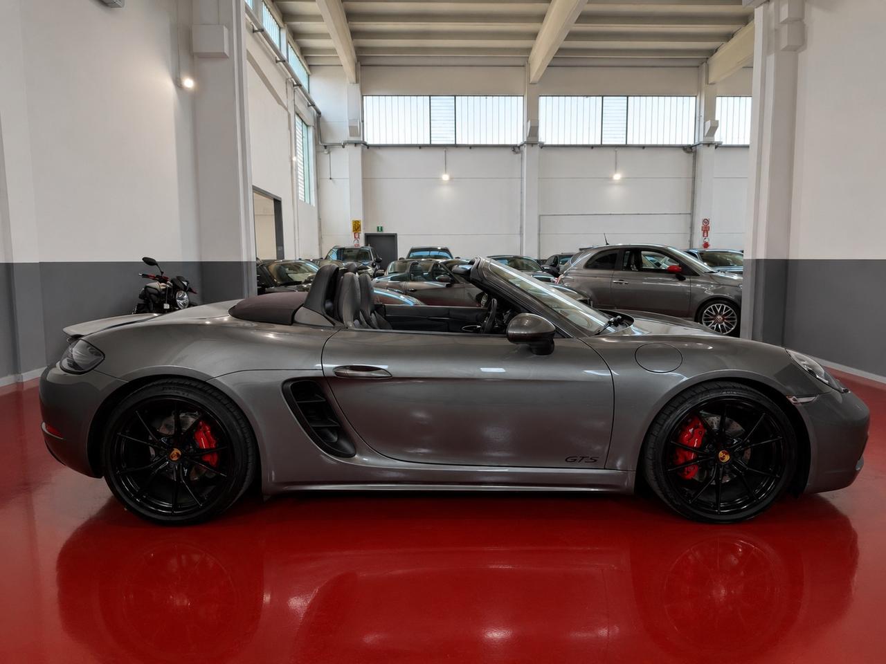 Porsche 718 Spyder Boxster 2.5 GTS esclusive manufactur