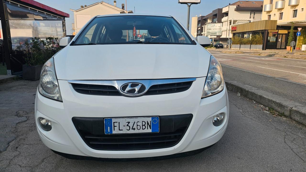 Hyundai i20 1.2 5p. Sound Edition