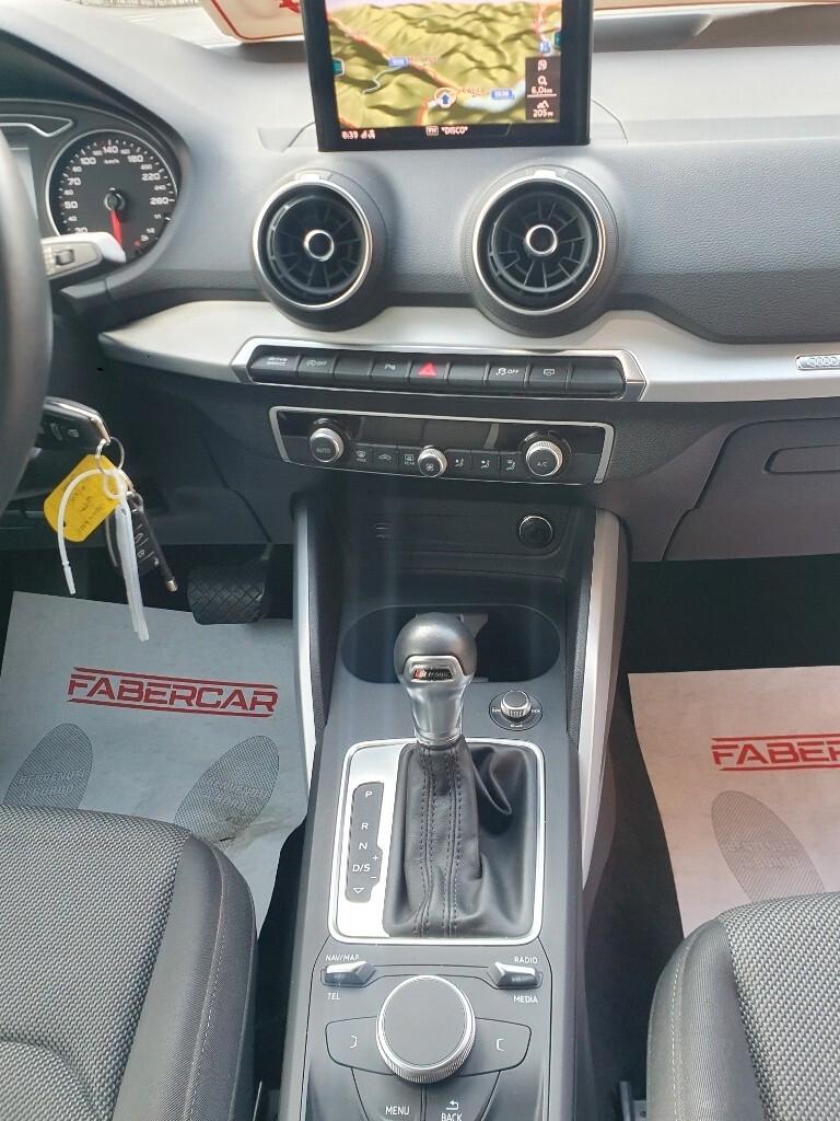 Audi Q2 30 TDI S tronic Business Design