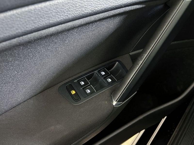 Volkswagen Golf Golf 1.6 TDI 110 CV 5p. Highline BlueMotion Technology