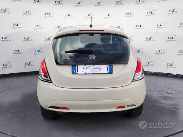 Lancia Ypsilon 1.2 69 CV 5 porte GPL Gold