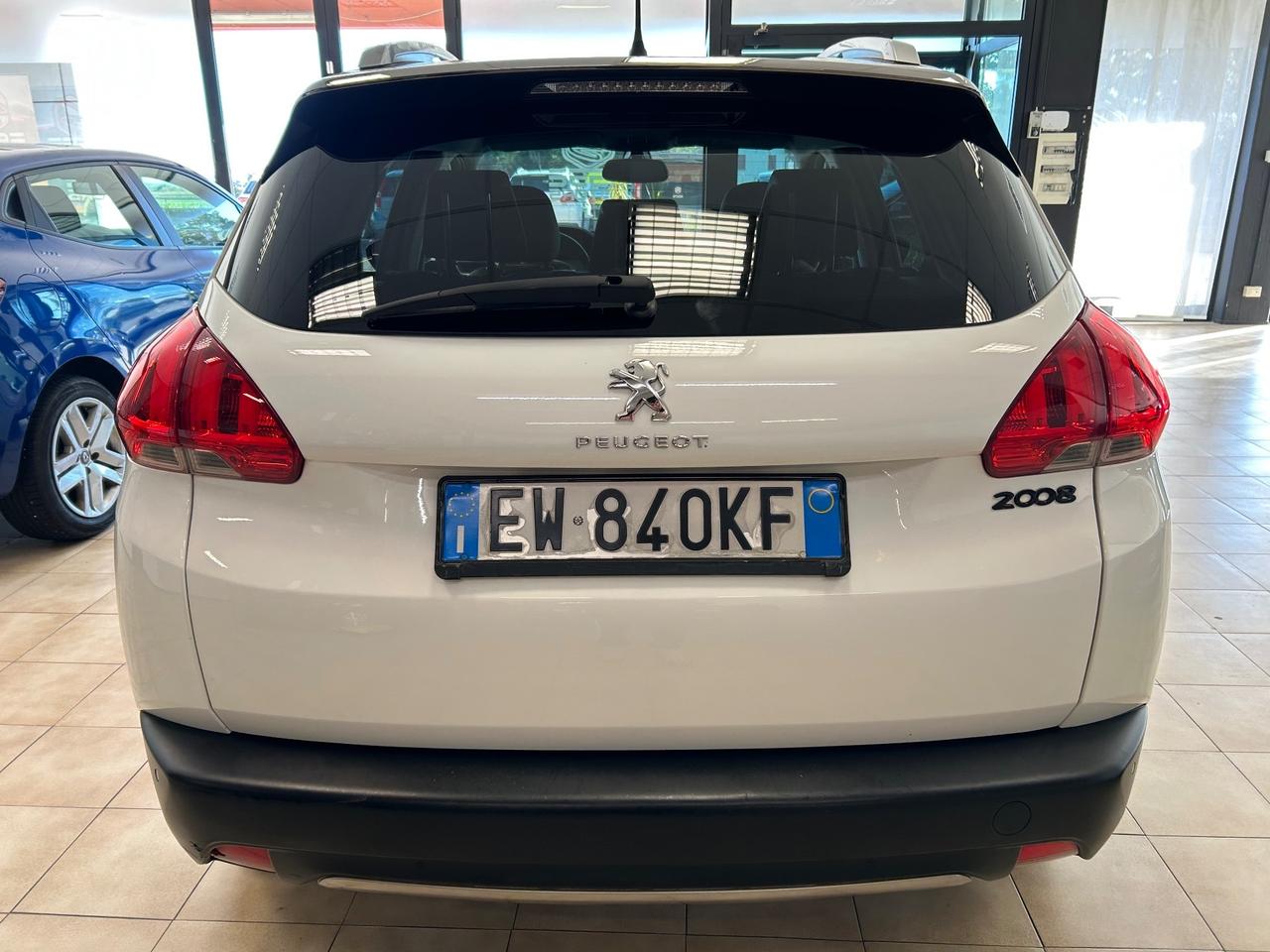 Peugeot 2008 - 2014 1.2 PureTech 1.2 82cv 87.000KM