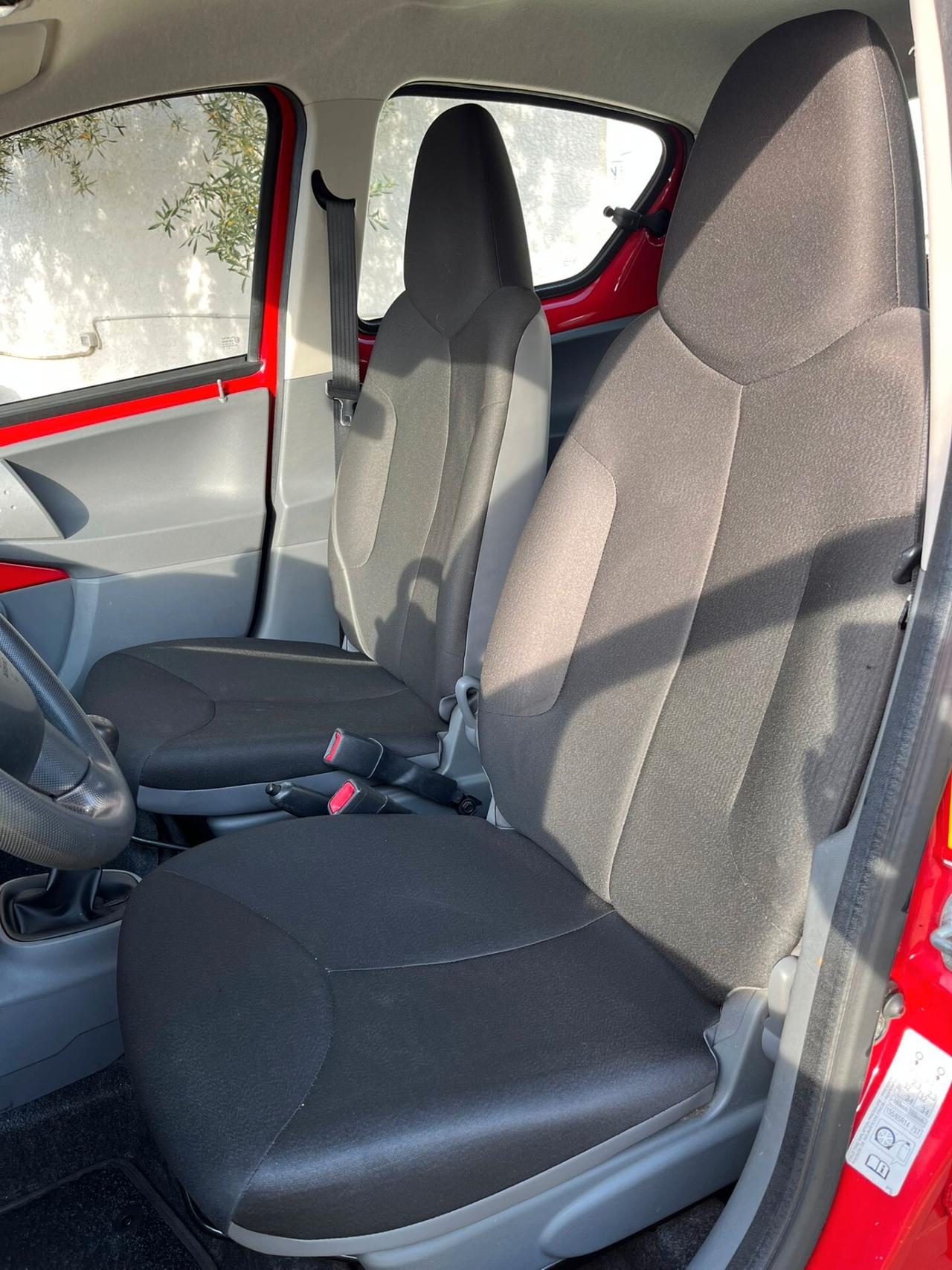 Toyota Aygo 1.0 12V VVT-i 5 porte Sol Connect