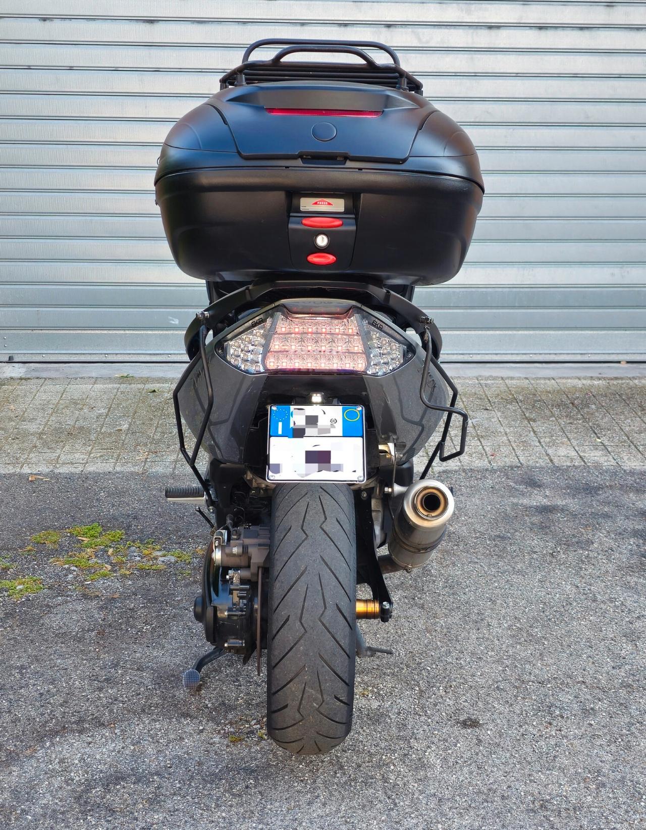 Yamaha T Max frizione nuova, scarico Mivv OMOLOGATO