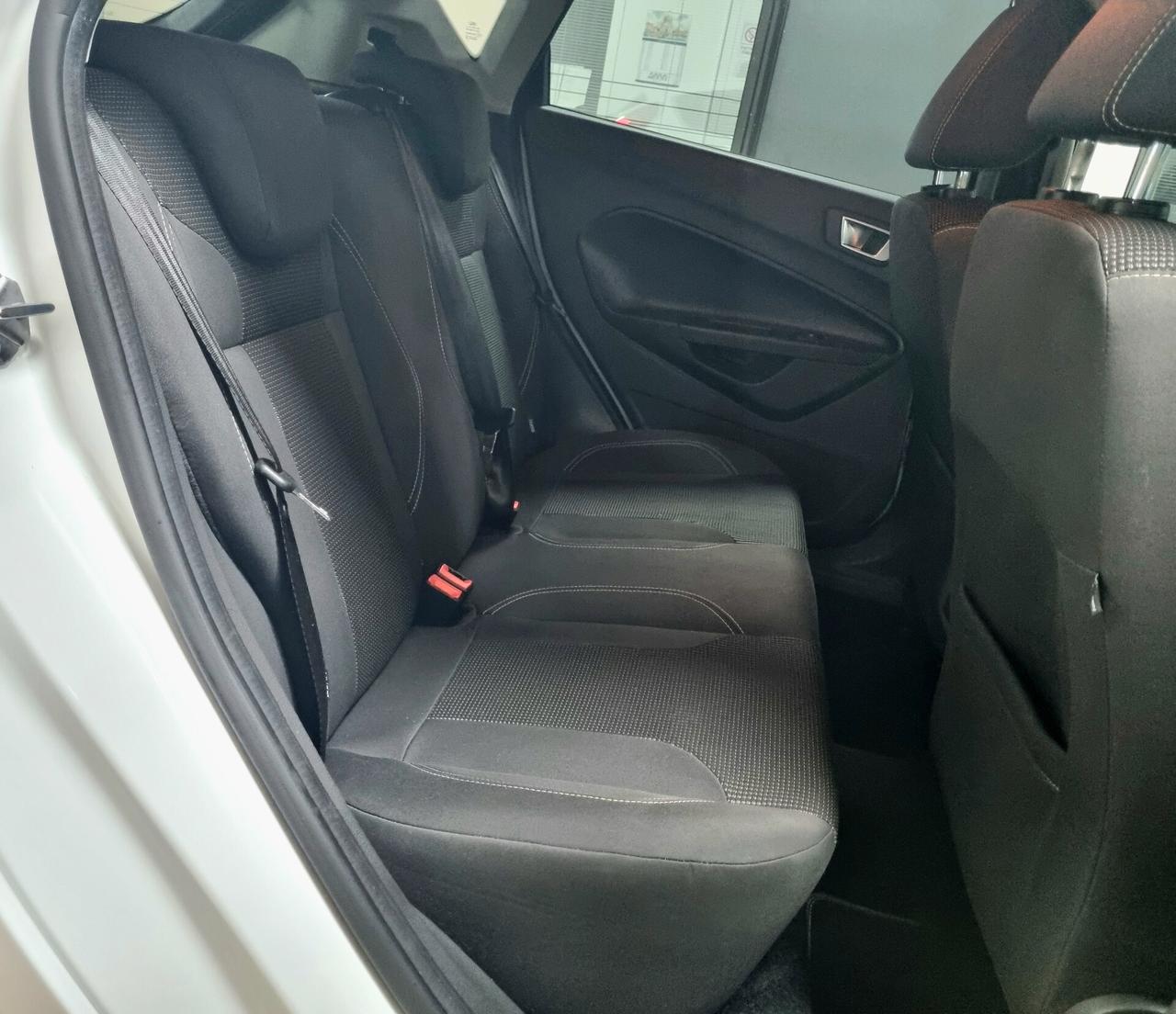 FORD FIESTA 1.4 BENZINA/GPL TITANIUM 5p. NEOPATENTATI
