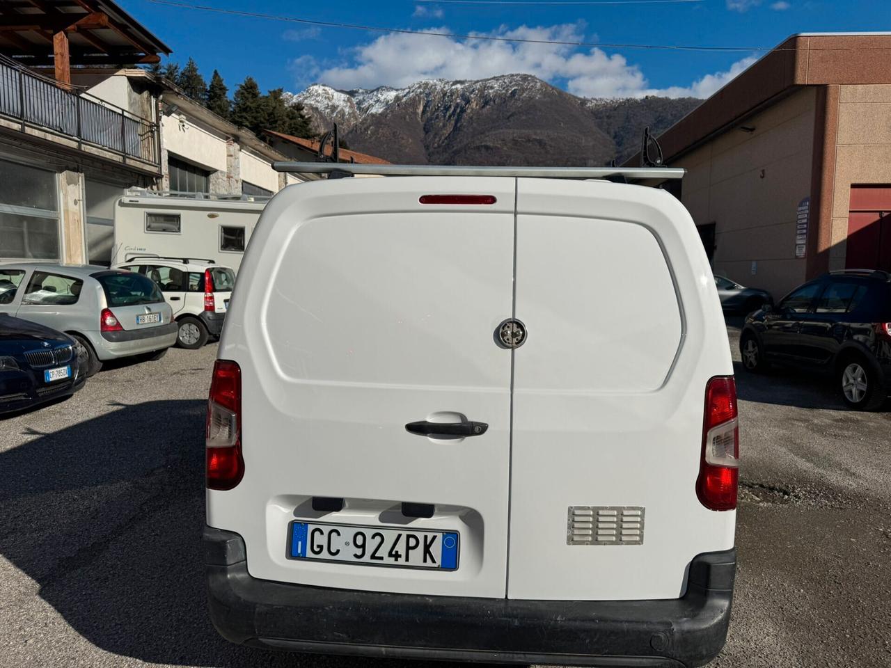 Peugeot Partner BlueHDi 100 S&S PL Furgone Pro