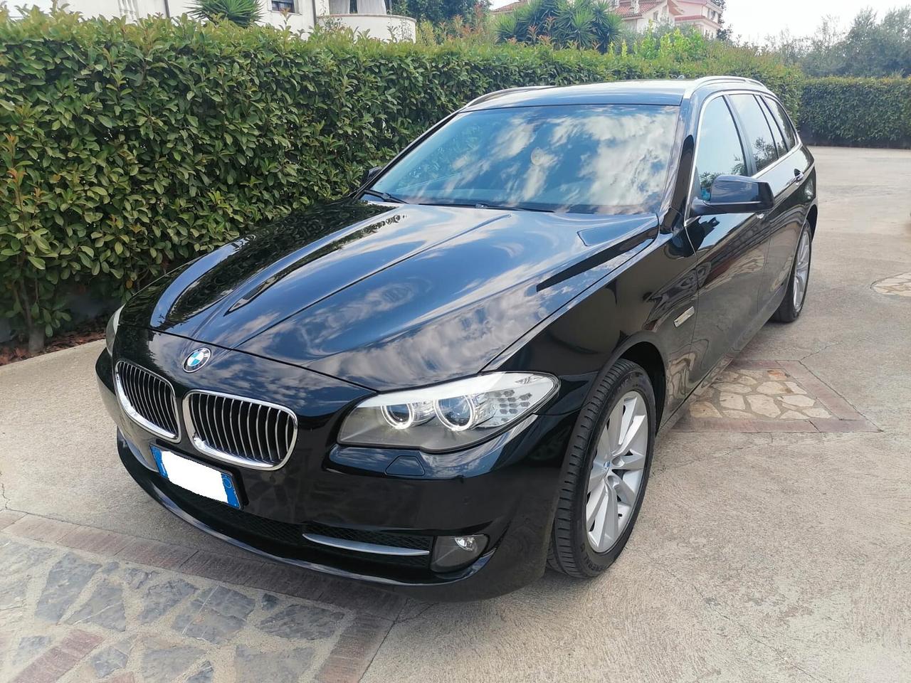 Bmw 525d Touring - xDrive - Luxury