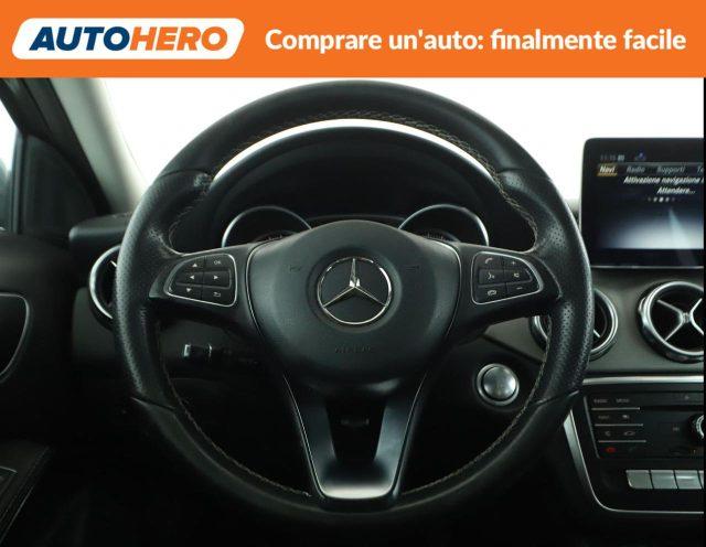 MERCEDES-BENZ GLA 180 d Sport