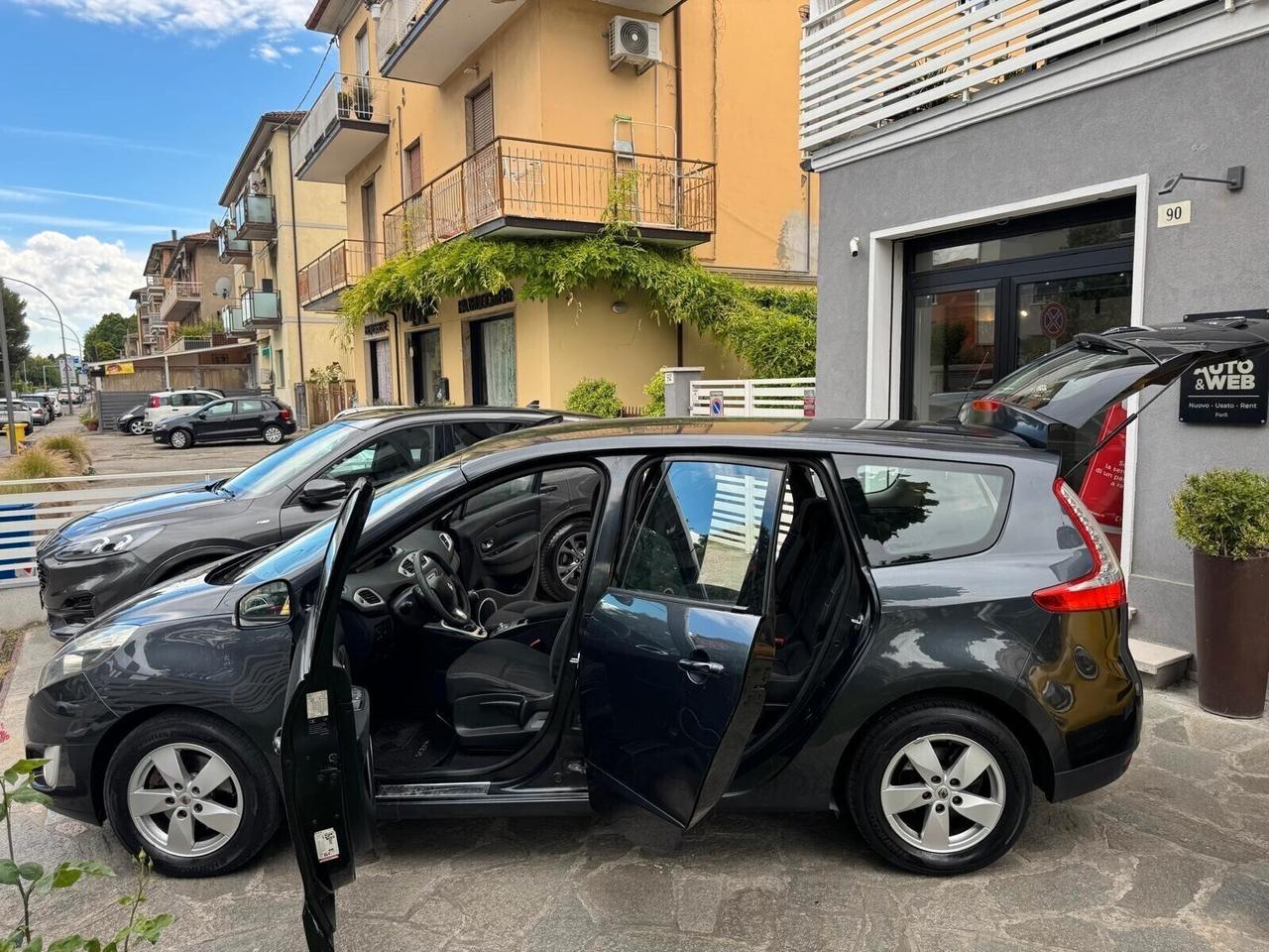 RENAULT SCENIC 1.5 dCi 110cv 7 POSTI NEOPAT