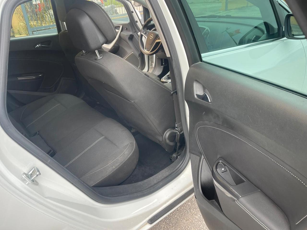Opel Astra 1.4 Turbo 140CV 5 porte Cosmo