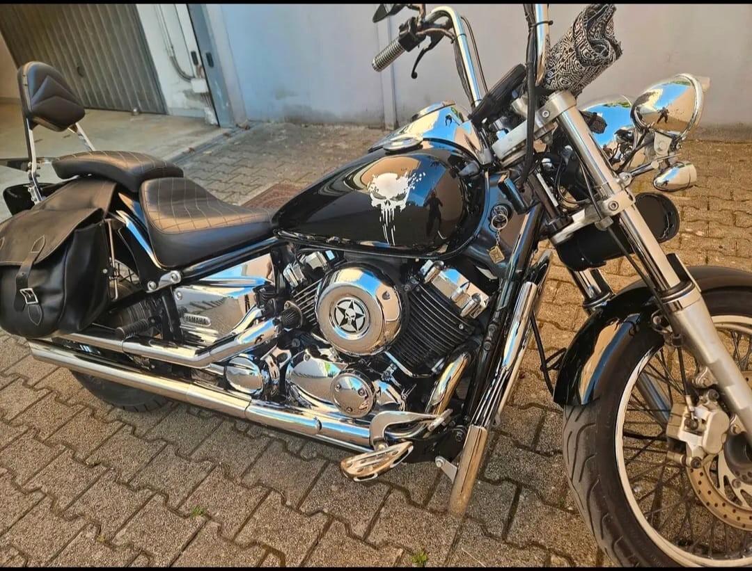 Yamaha XVS 650A Drag Star