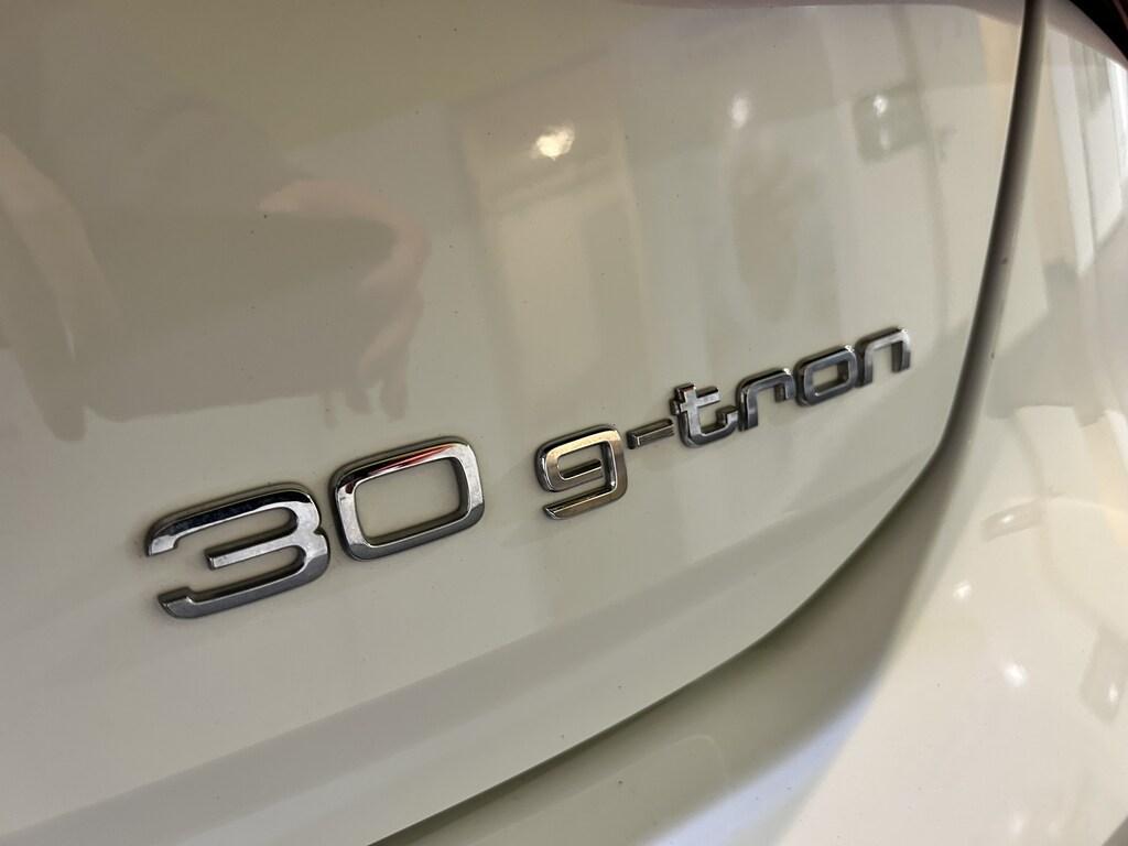 Audi A3 30 1.5 g-tron Business S tronic