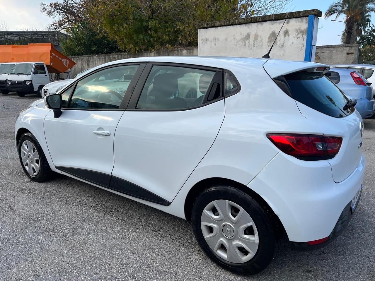 Renault Clio 5P-1.2 gpl -full -2013