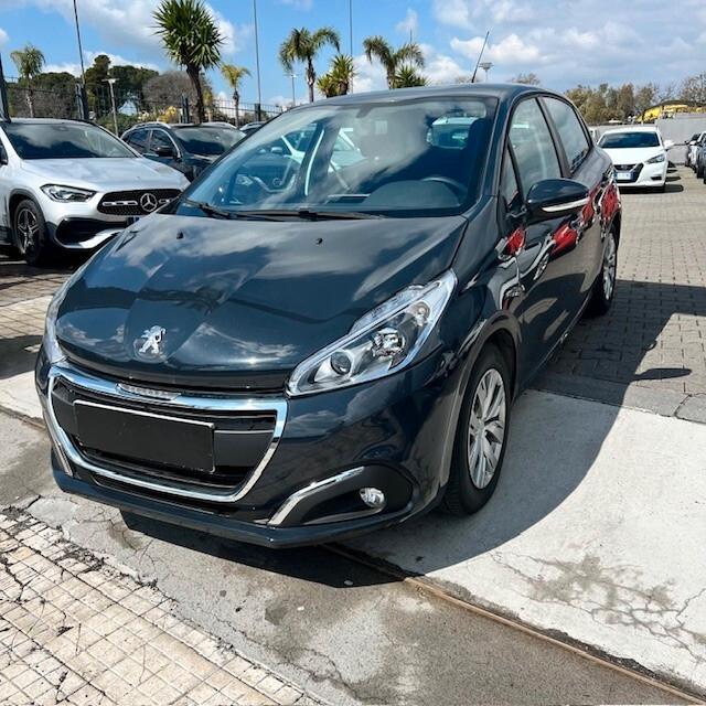 Peugeot 208 PureTech 82 5 porte Allure