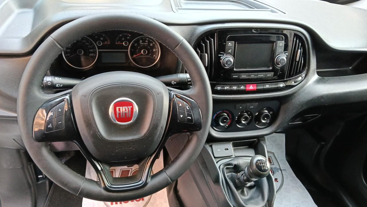 FIAT DOBLO' 1.6 MTJ-AUTOCARRO-3 POSTI