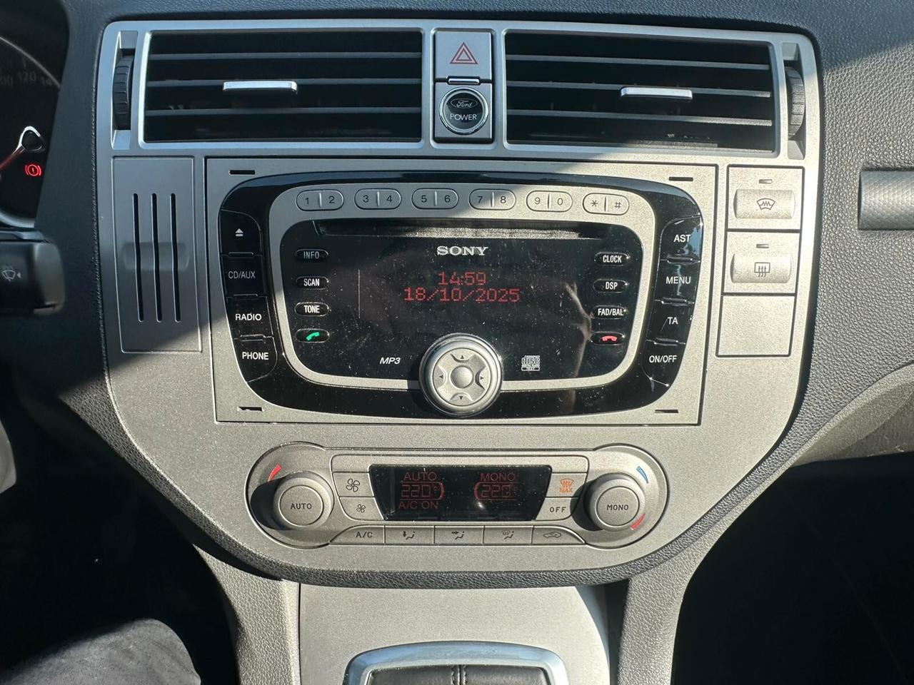 Ford Kuga 2.0 TDCi 136 CV 4WD Titanium DPF