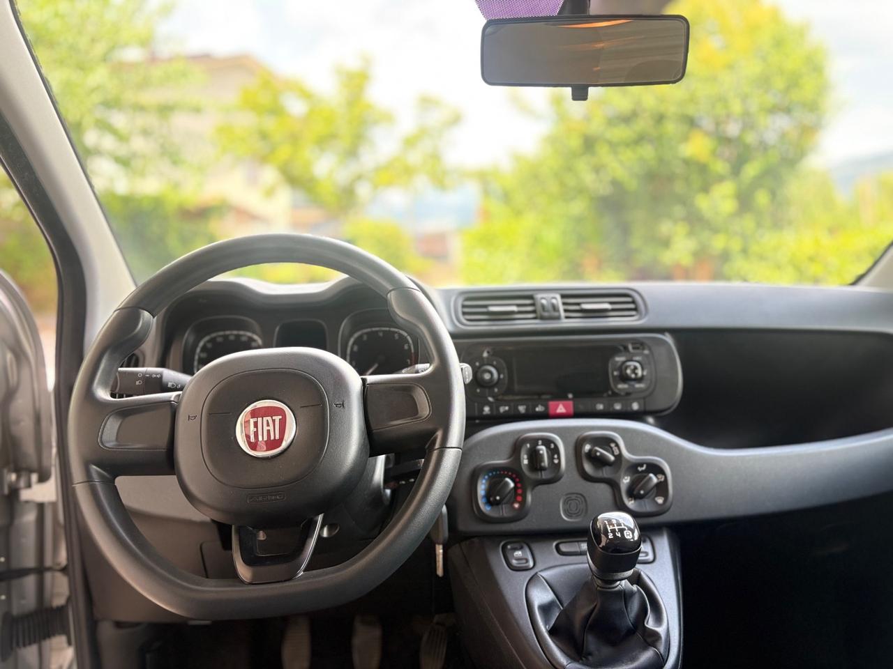 Fiat Panda 1.2 Lounge 5 POSTI