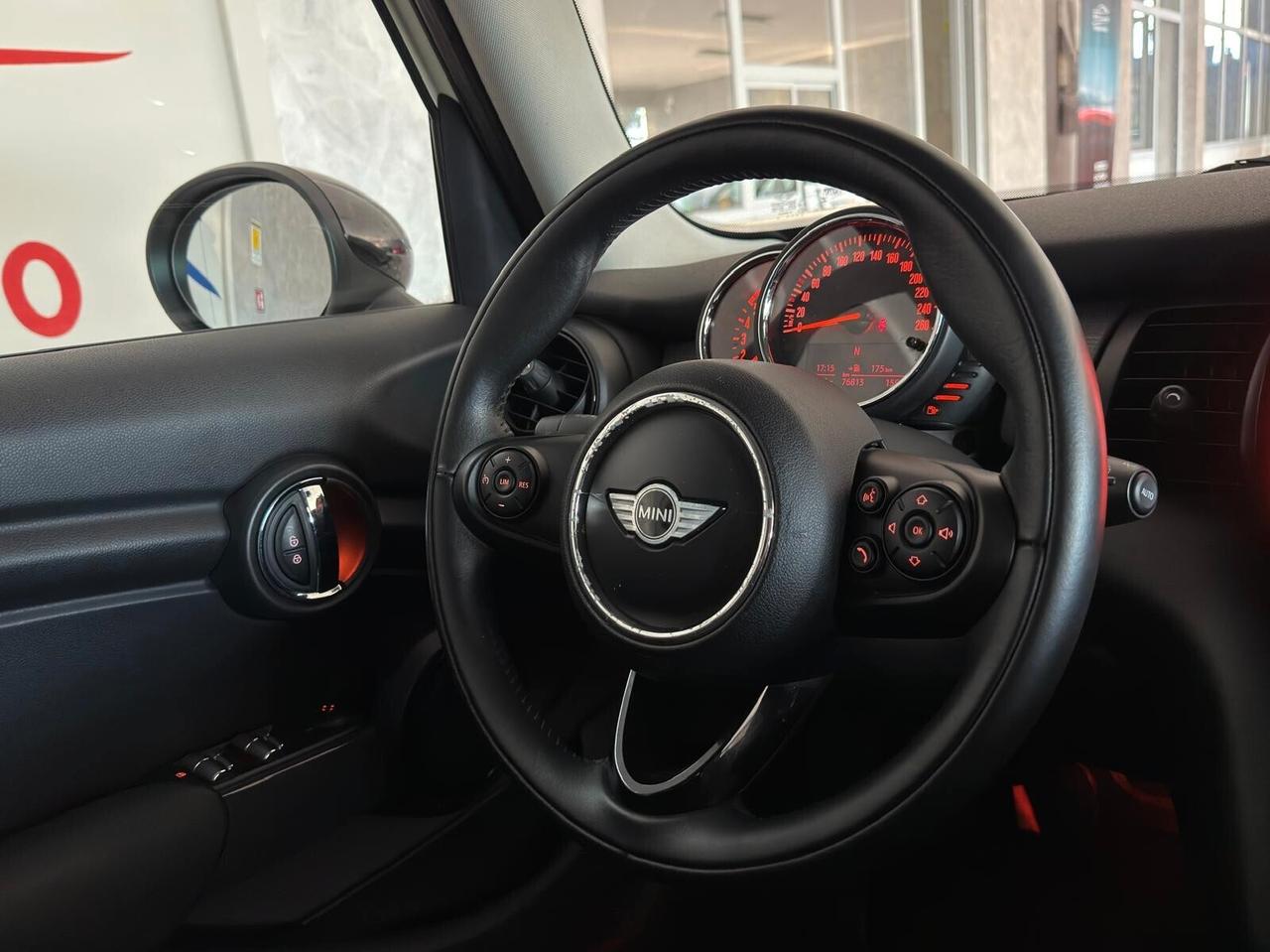 Mini 1.5 Cooper D Business XL