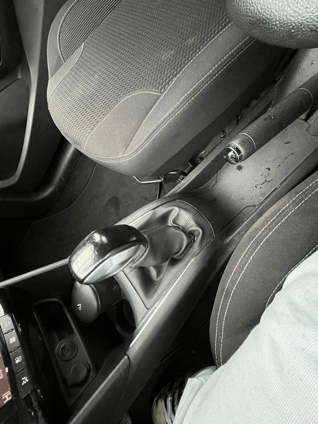 Peugeot 208 PureTech 82 5 porte Allure