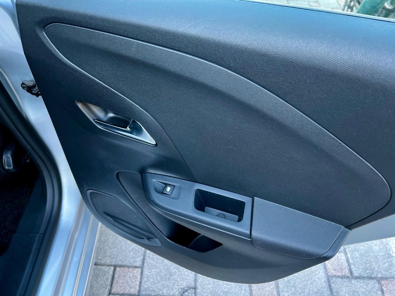 Opel Corsa 1.2 Elegance