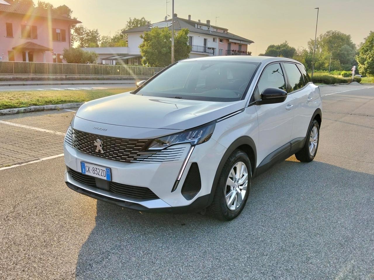 Peugeot 3008 PureTech Turbo 130 S&S EAT8*Navi*Camera*