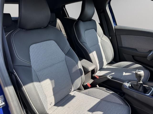 RENAULT Clio TCe 90 CV 5 porte Techno