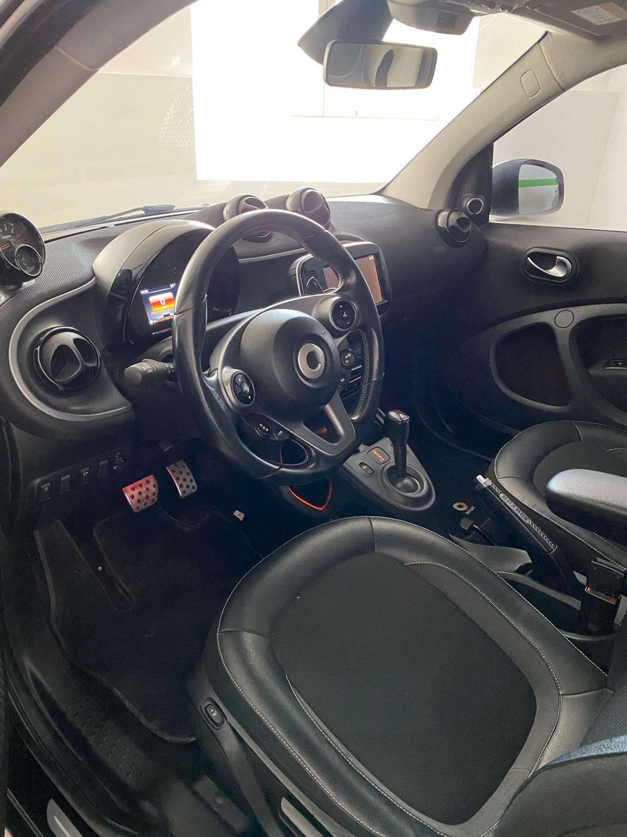 Smart ForTwo BRABUS 0.9 Turbo twinamic Xclusive