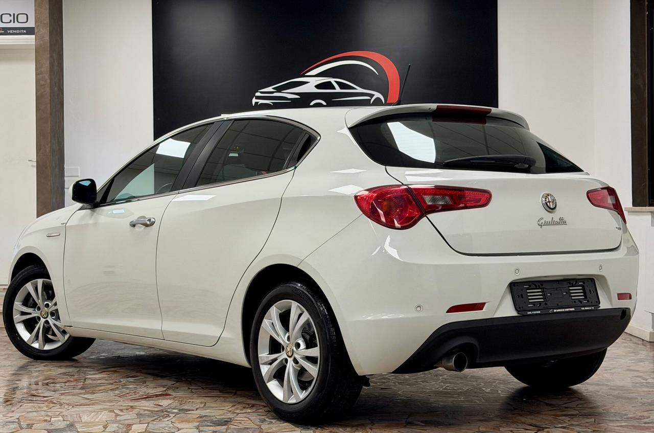 Alfa Romeo Giulietta 1.6 JTDm-2 105 CV Exclusive