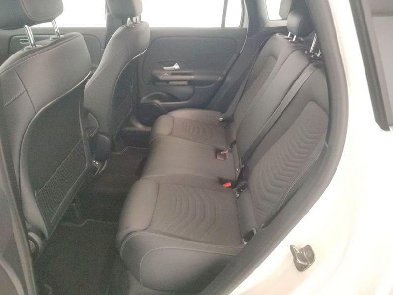 Mercedes-Benz GLA 180 Progressive Advanced auto