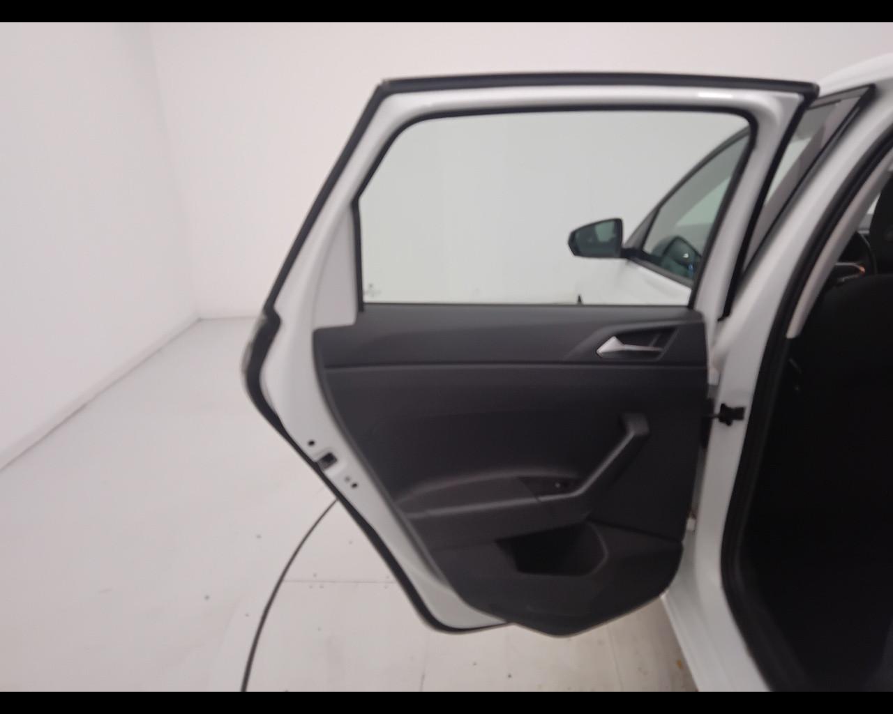 VOLKSWAGEN Polo VI 2022 - Polo 1.0 tsi Life 95cv