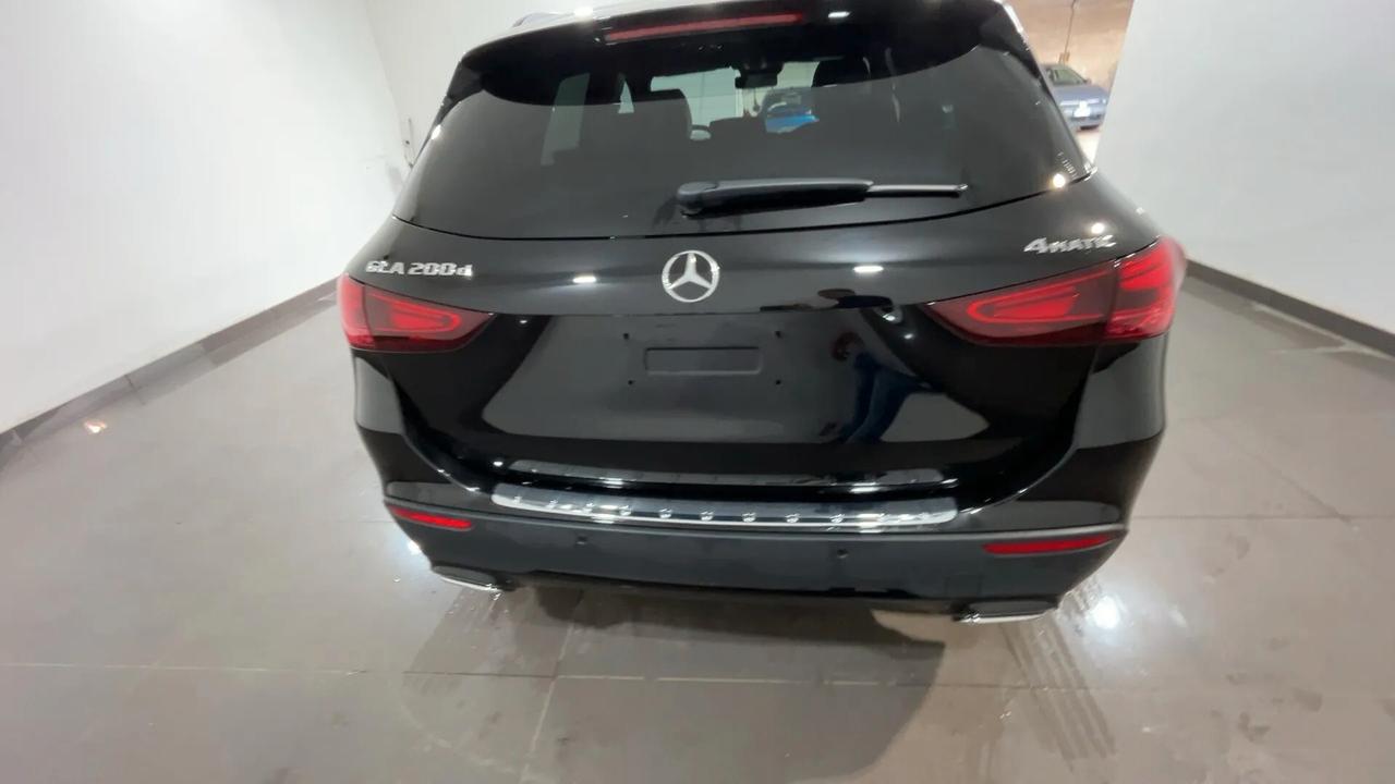 Mercedes-benz GLA 200 d 150Cv 4x4 Advanced-Pelle Beige-Aziendale