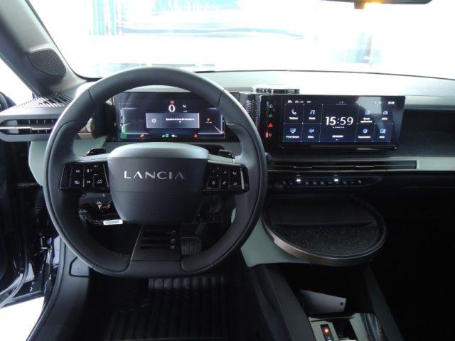 LANCIA Ypsilon Hybrid e-DCT