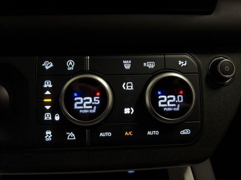 Land Rover Defender 3.0D 200cv X-Dynamic SE | AUTOCARRO N1 | PEDANE