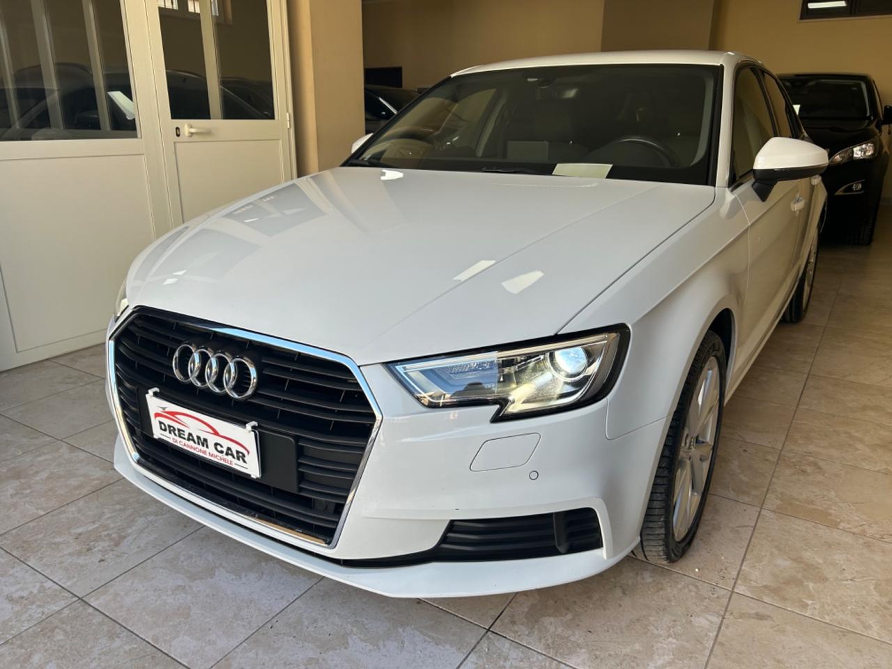 Audi A3 SPB 30 TDI S tronic Sport BIXENO NAVI LED