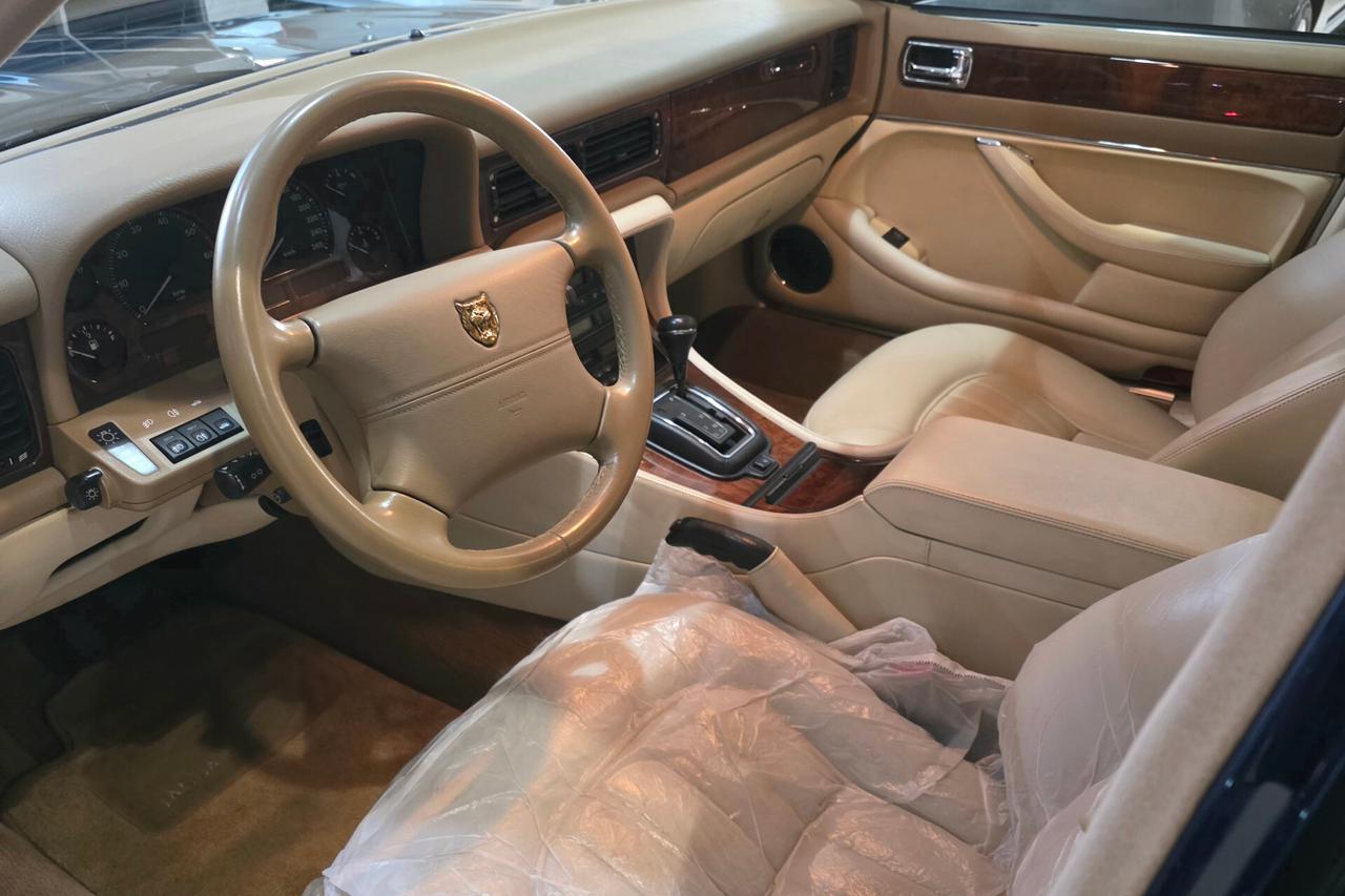 Jaguar XJ6 4.0 Automatic *30 ANNI!