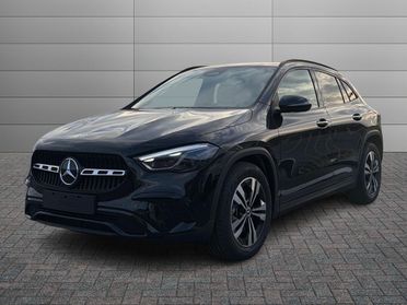 Mercedes-Benz GLA 180 d Automatic