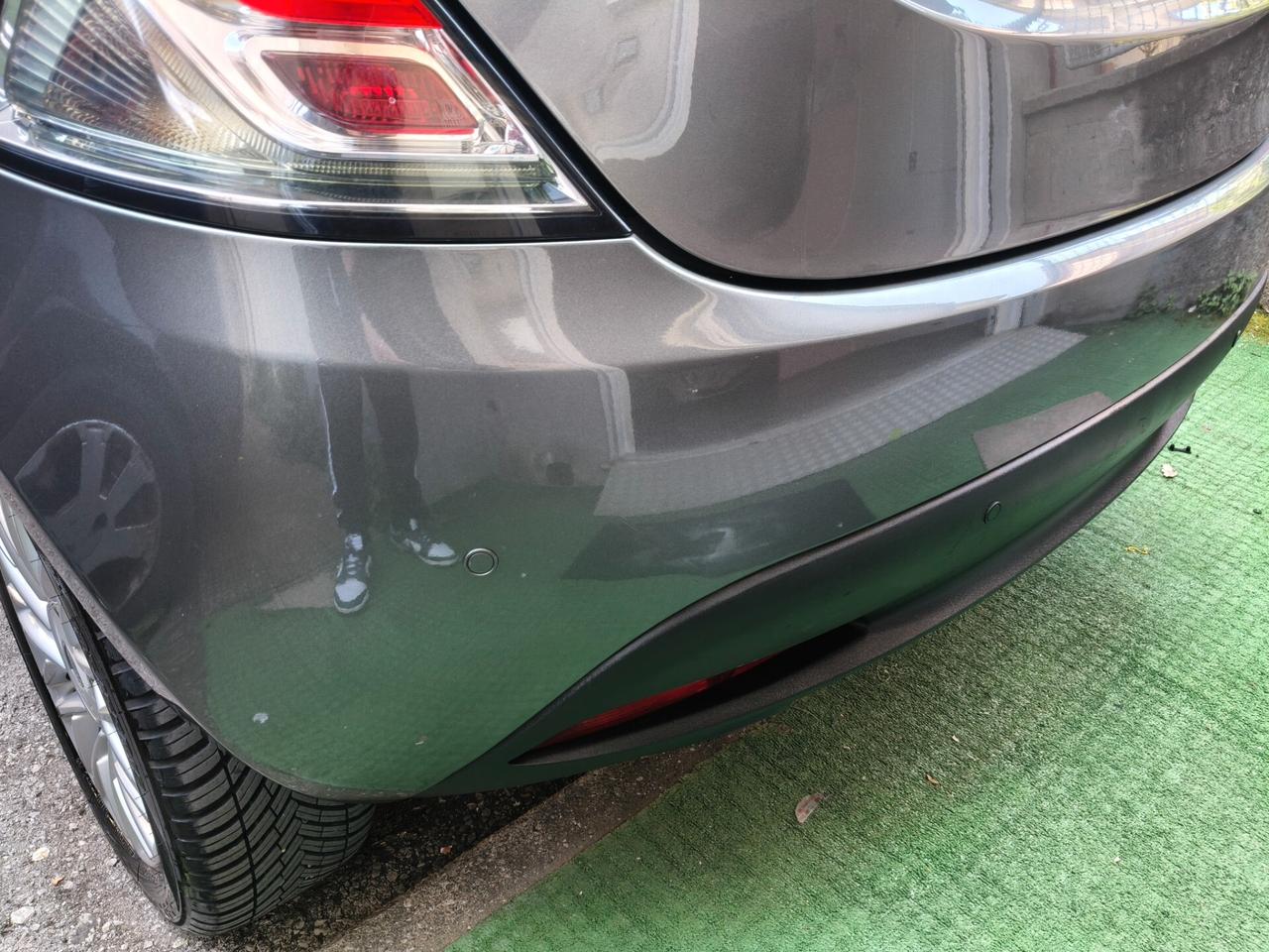 Lancia Ypsilon 5 porte Metano Ecochic Gold