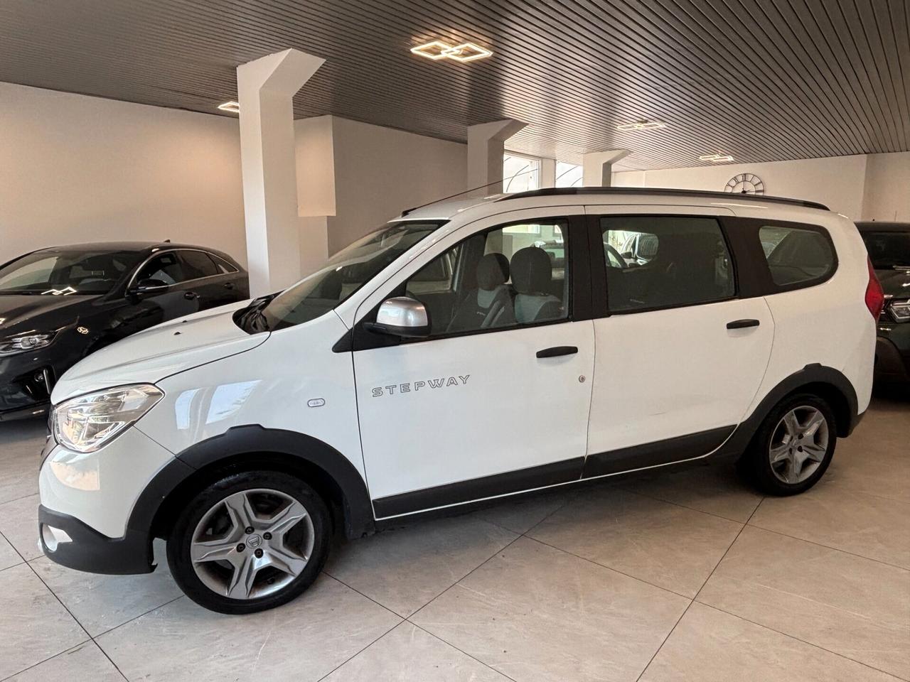 Dacia Lodgy Stepway 1.6 110CV GPL 5 posti