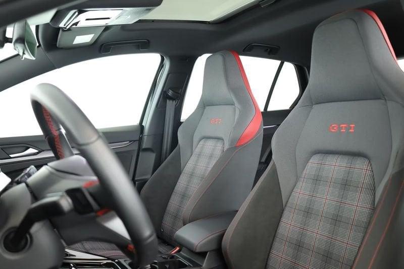 Volkswagen Golf Golf 2.0 TSI GTI DSG TETTO BLACK STYLE HEAD-UP CAMERA LED 19"