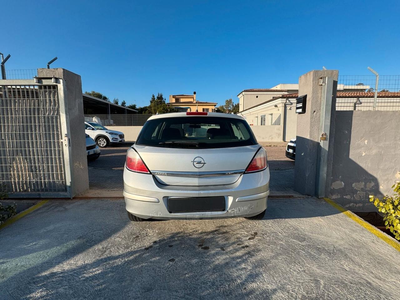 OPEL ASTRA -UNICO PROPRIETARIO -BENZINA