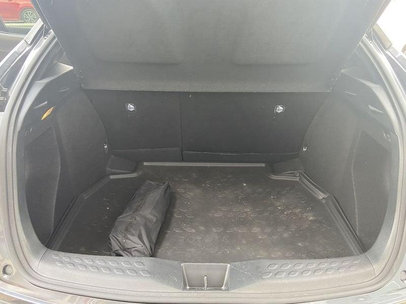 Toyota C-HR C-HR 1.8 Hybrid E-CVT Trend